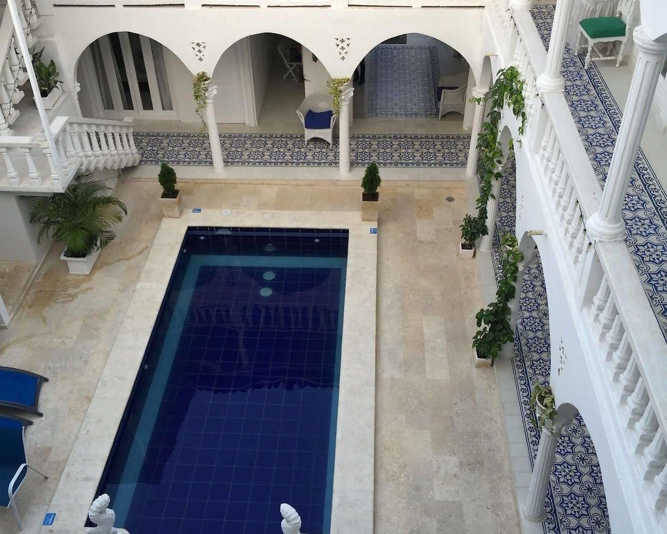 Hotel Casa Mara By Akel 3*