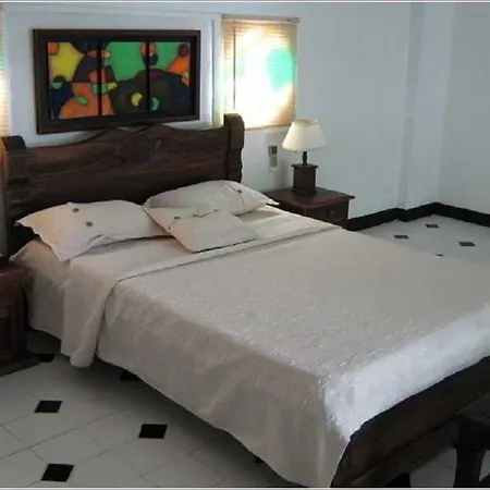 Hotel Casa Mara By Akel 3*
